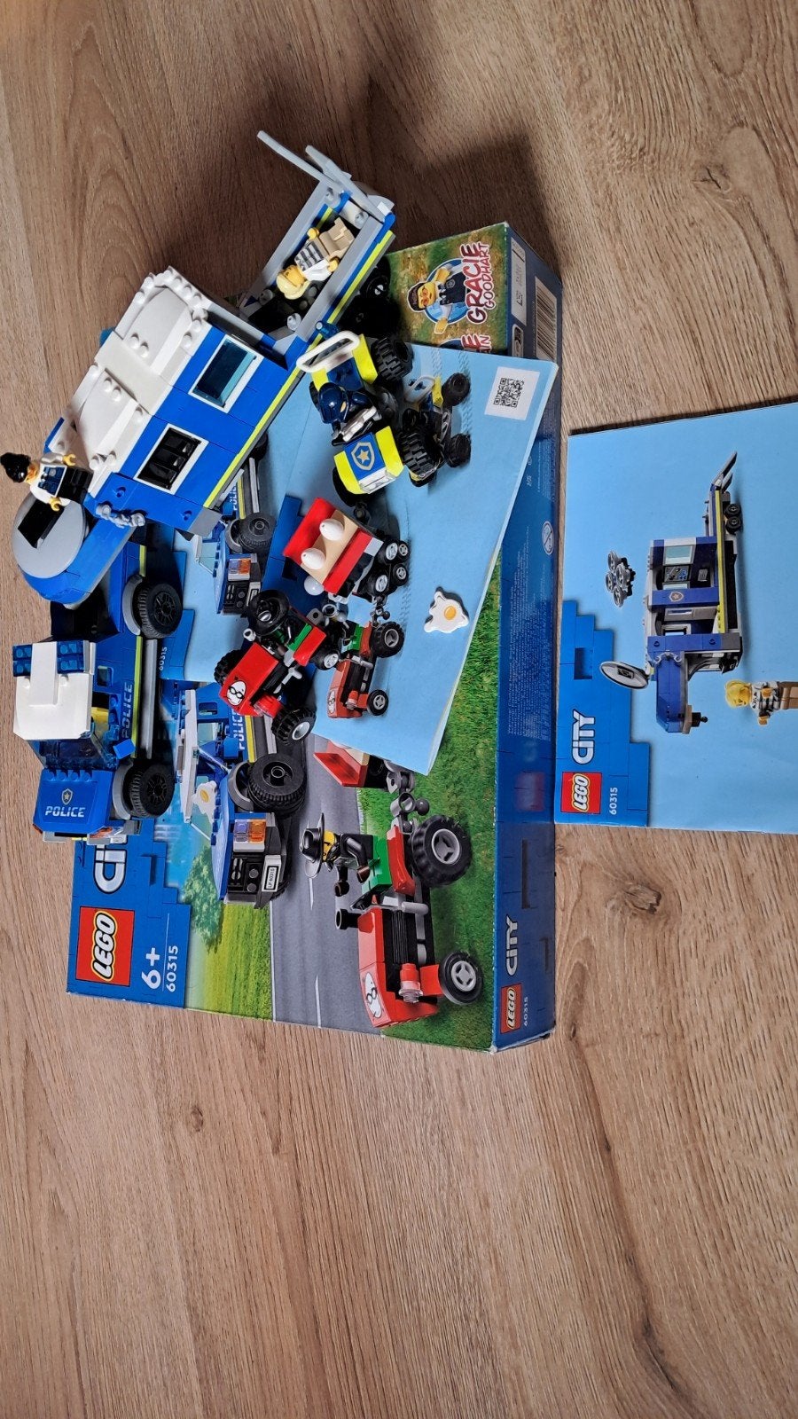 Lego set police mobile command truck, Ophalen
