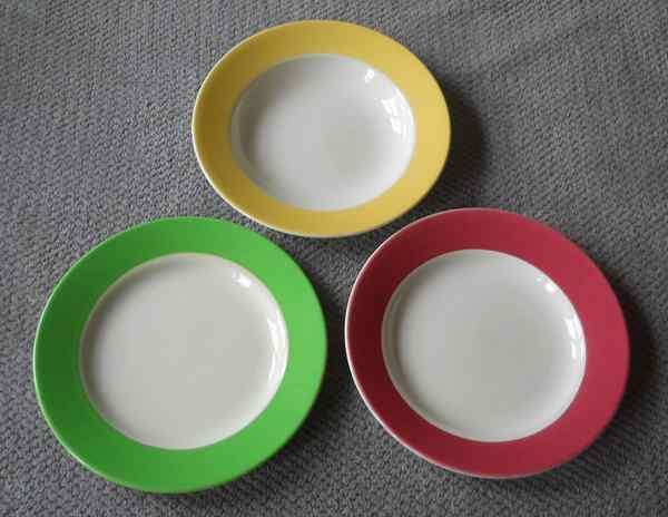 Lot de 3 assiettes Boch, Enlèvement