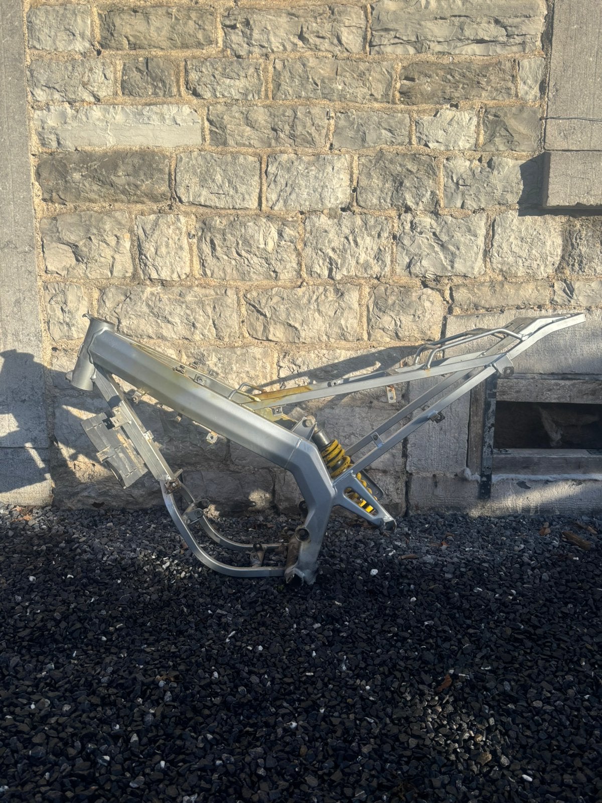 Cadre pour derbi senda 50 ( classe b ) / chassis moto 50cc, Vélos & Vélomoteurs, Pièces de cyclomoteur | Général, Enlèvement ou Envoi