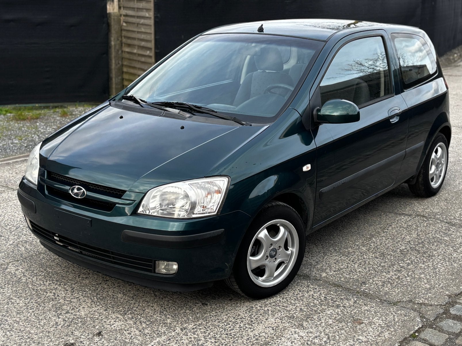 Hyundai Getz • 1.1.1 Essence -• Carte d'inspection rouge, Achat, 46 kW, Boîte manuelle, 5 places