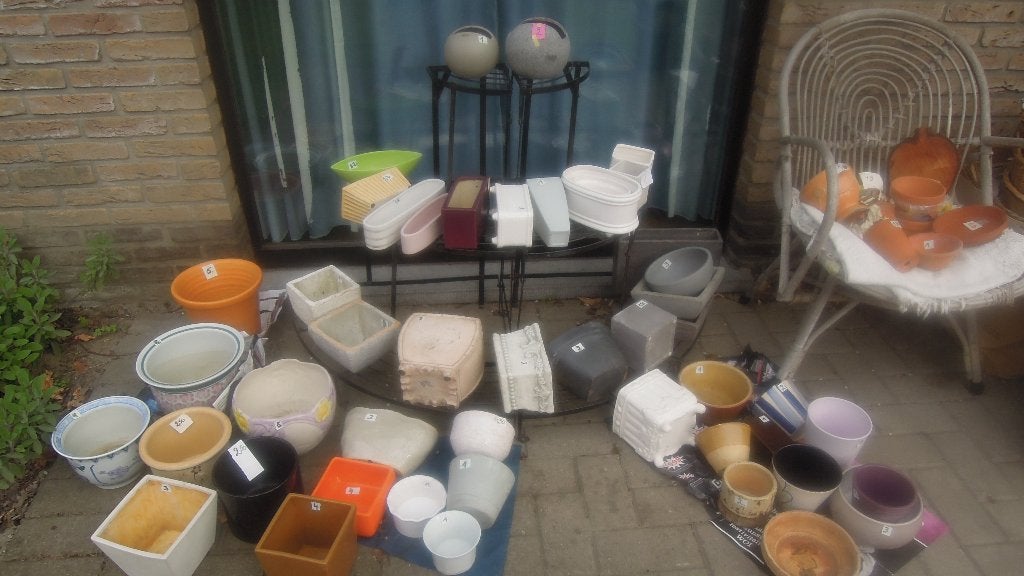 130 bloempotten, cache-pots, manden  houten bakjes, Tuin en Terras, Ophalen, Zo goed als nieuw, Overige materialen, Balkon