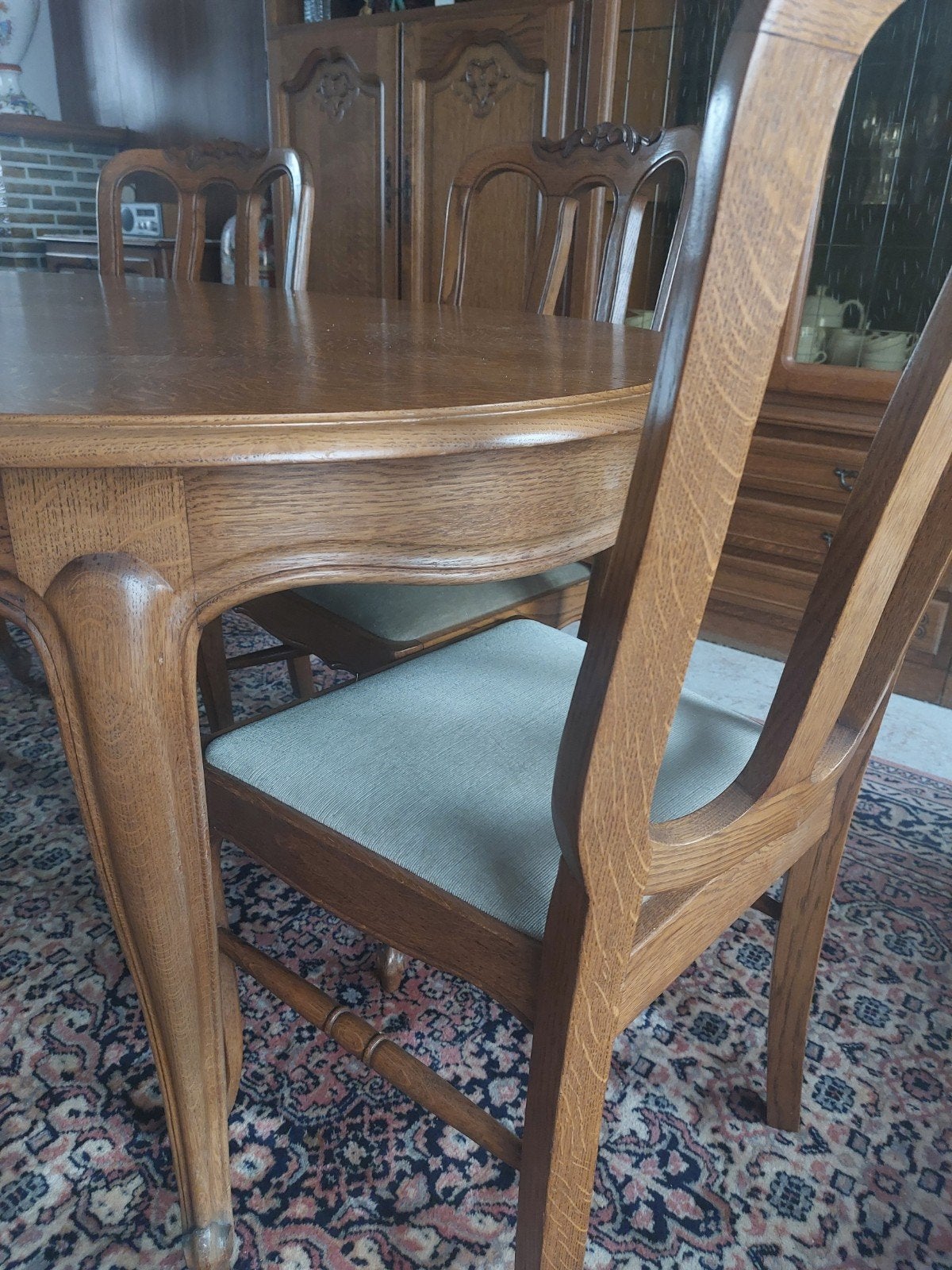 Houten tafel met 6 stoelen, Ophalen