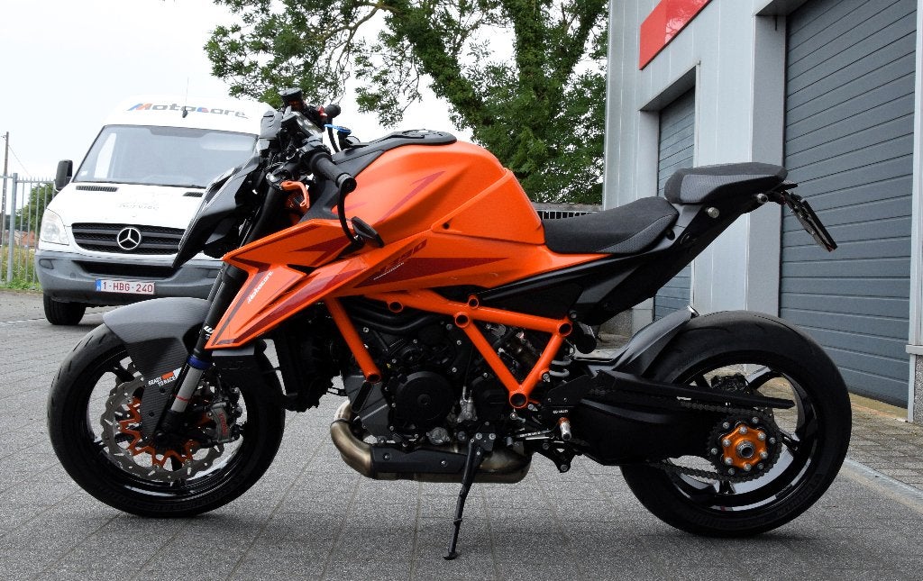 KTM 1390 Super Duke R EVO, Permis Moto A, Entreprise, Occasion, 2 cylindres