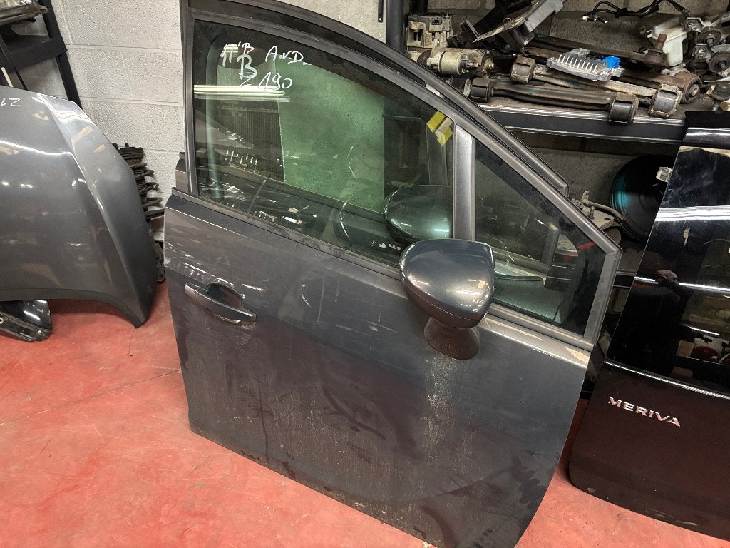 PORTIERE AVANT DROITE OPEL MERIVA B, JEAN BILA, Opel, RUE BRIGADE PIRON 307, Enlèvement