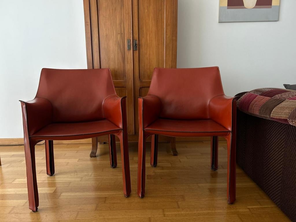 Paire de fauteuils Cassina Cab 413 par Mario Bellini, Rouge, Deux, Utilisé, Cuir