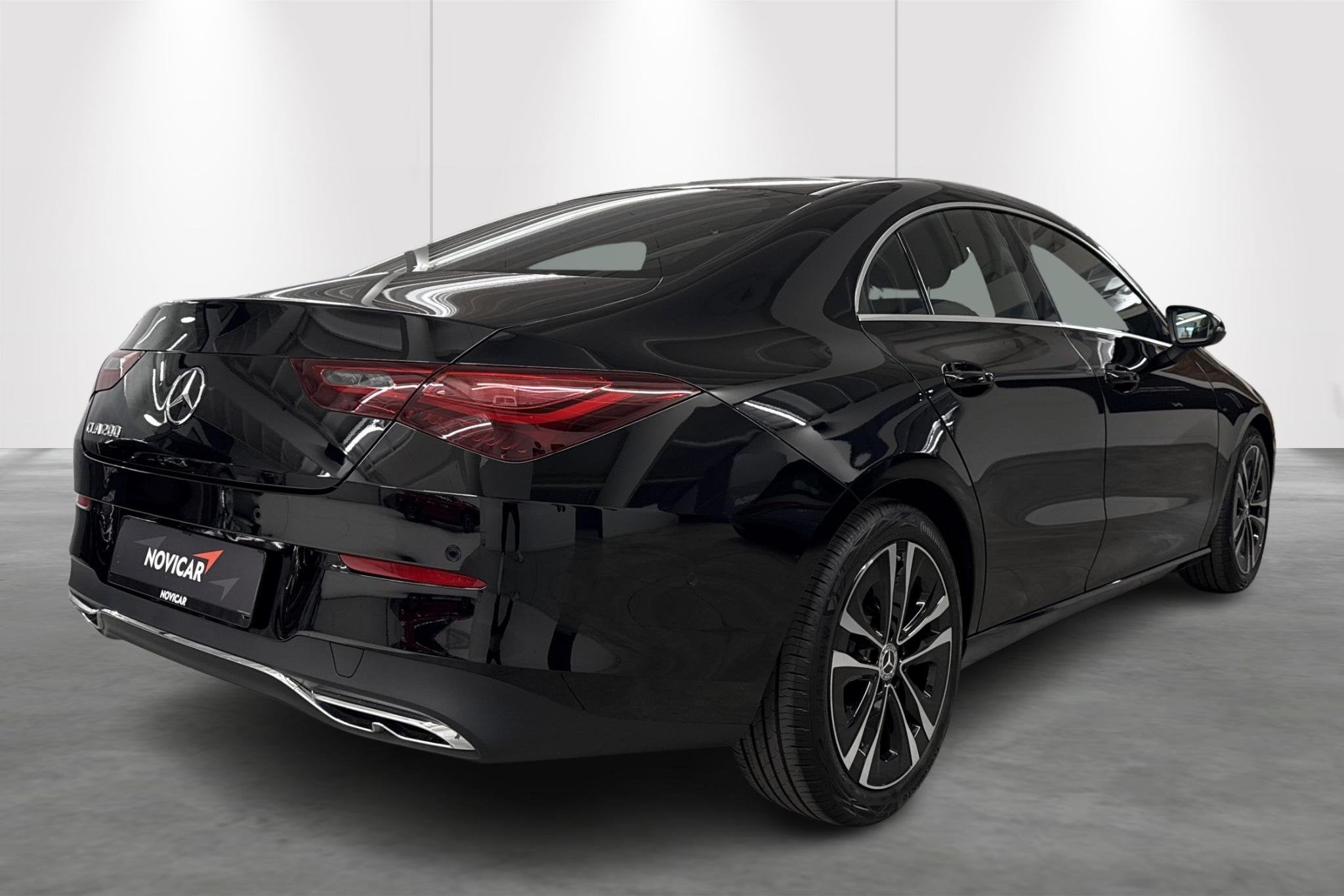 Mercedes-Benz CLA-Klasse CLA 200 + AUTOMAAT - GPS - SENSOREN, Autos, Achat, 1800 kg, 4 portes, 1586 kg