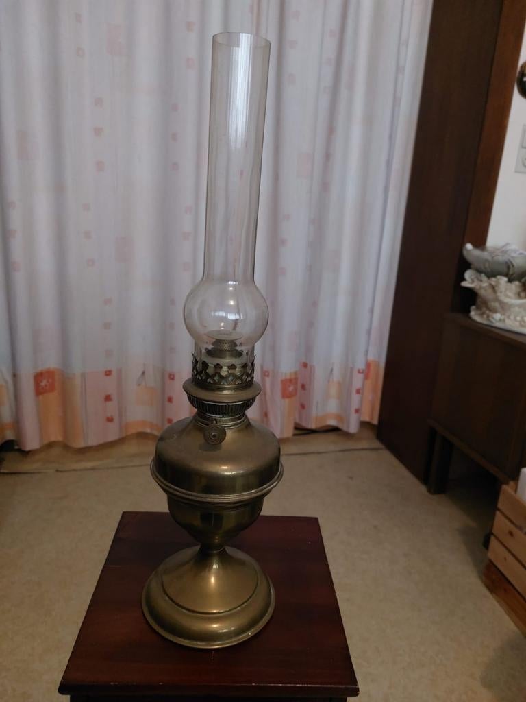 Oude olielamp, Antiek en Kunst, Ophalen