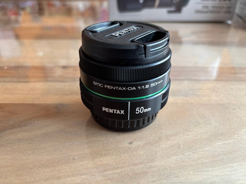 Objectif Pentax 50mm SMC DA F1.8, Enlèvement, Comme neuf, Reflex miroir, Pentax
