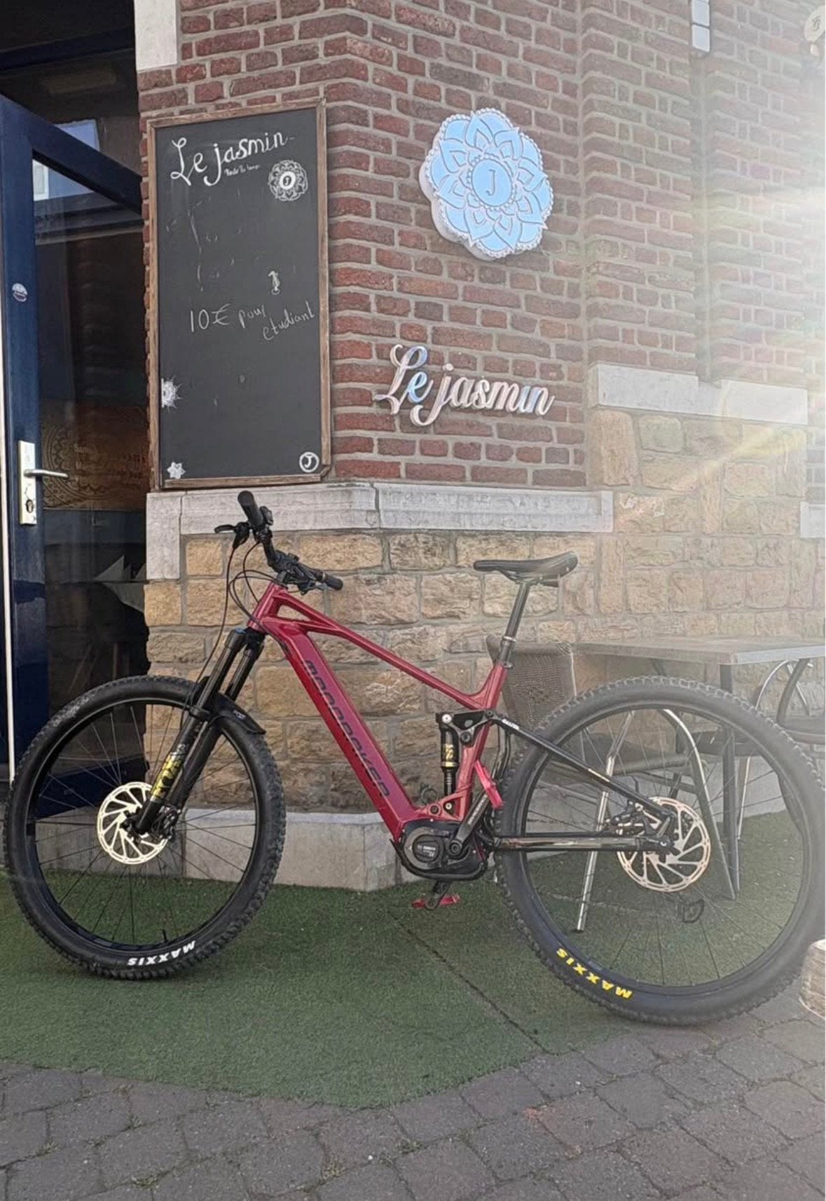 Vtt électrique mondraker chaser r, Enlèvement, Comme neuf, 50 km par batterie ou plus, Autres marques