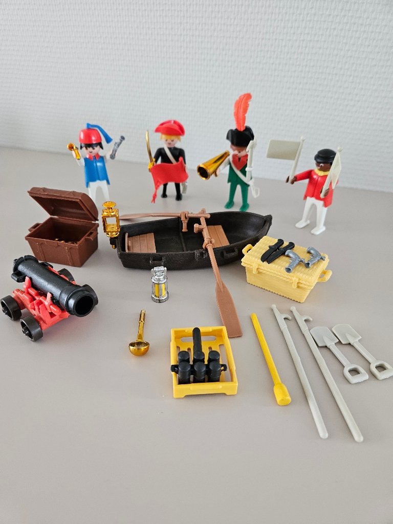 Playmobil Piraten met boot 3480 vintage met nieuwe stickers, Kinderen en Baby's, Speelgoed | Playmobil, Pirates, Gebruikt, Complete set