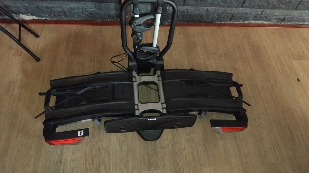 Thule easyfold, Ophalen, Elektrische fiets, Zo goed als nieuw, 2 fietsen