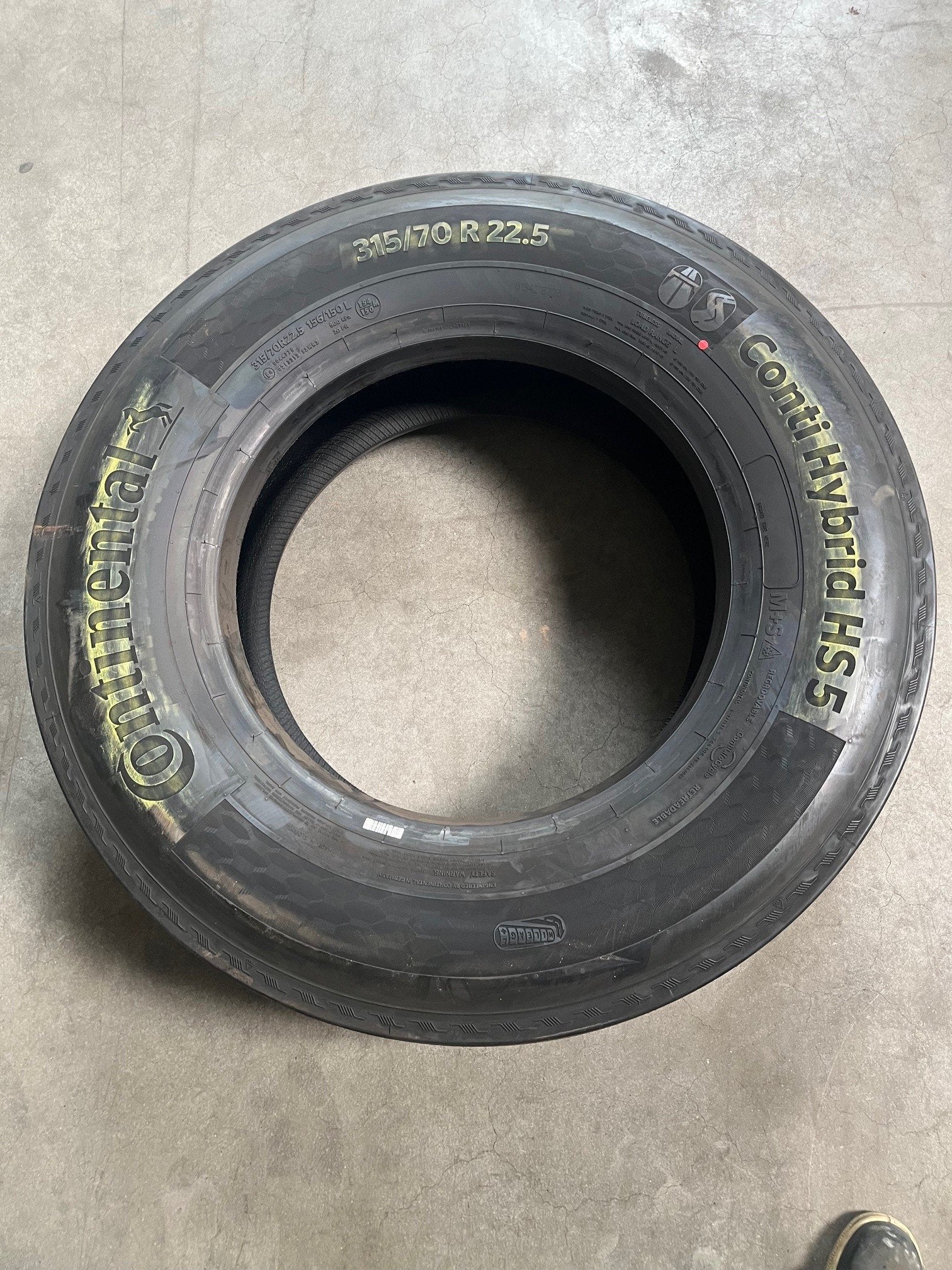 Band Continental 315/70R22,5, Auto-onderdelen, Gebruikt, Overige merken, Overige Auto-onderdelen