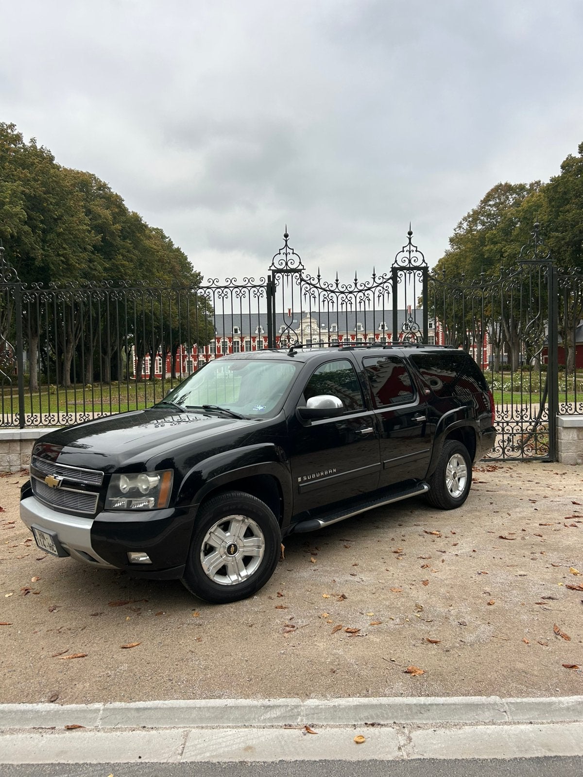 SUBURAN Z71, Auto's, Automaat, Suburban, 700 kg, Leder
