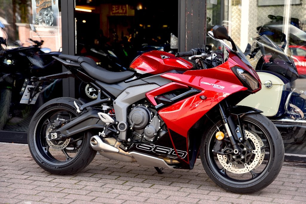 TRIUMPH DAYTONA 660 ***MOTOVERTE.BE***, Occasion, 3 cilinders, Sport, 660 cc