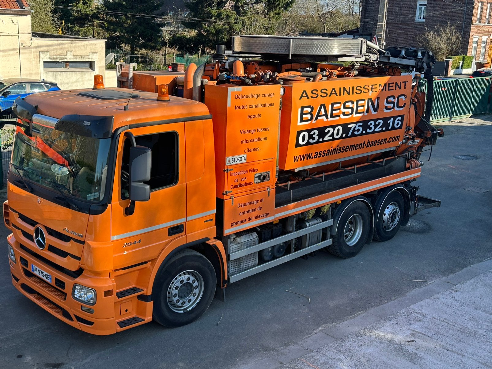 Hydroscrubber-vrachtwagen, Auto's, Vrachtwagens, Automaat, Euro 5, Overige kleuren, Mercedes-Benz