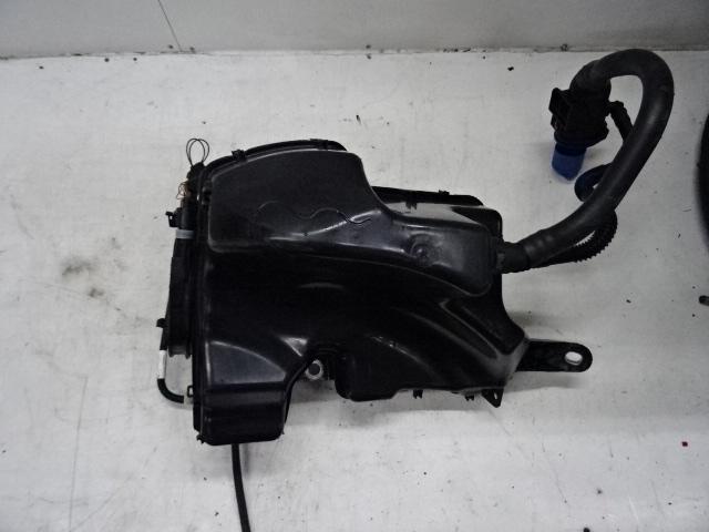 RESERVOIR ADBLUE Volkswagen Polo VI (AW1) (2Q0131877G), Autos : Pièces & Accessoires, Systèmes d'échappement, Volkswagen, Utilisé