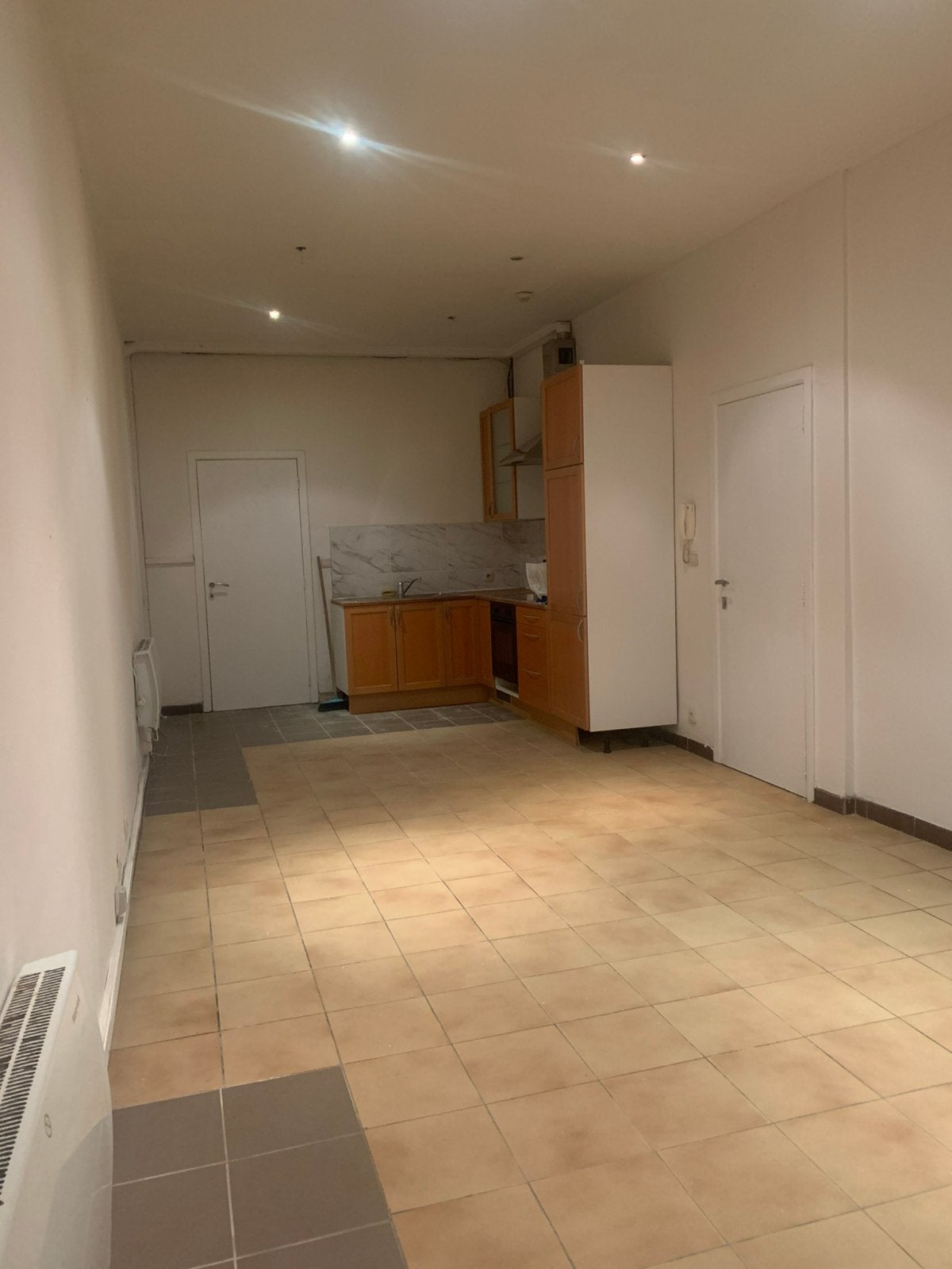 STUDIO A LOUER SUR ZELLIK , ( pas d’adresse possible ) -, Bruxelles