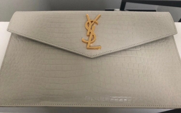 Pochette en cracco beige YSL, Envoi, Comme neuf, Beige, Sac de soirée