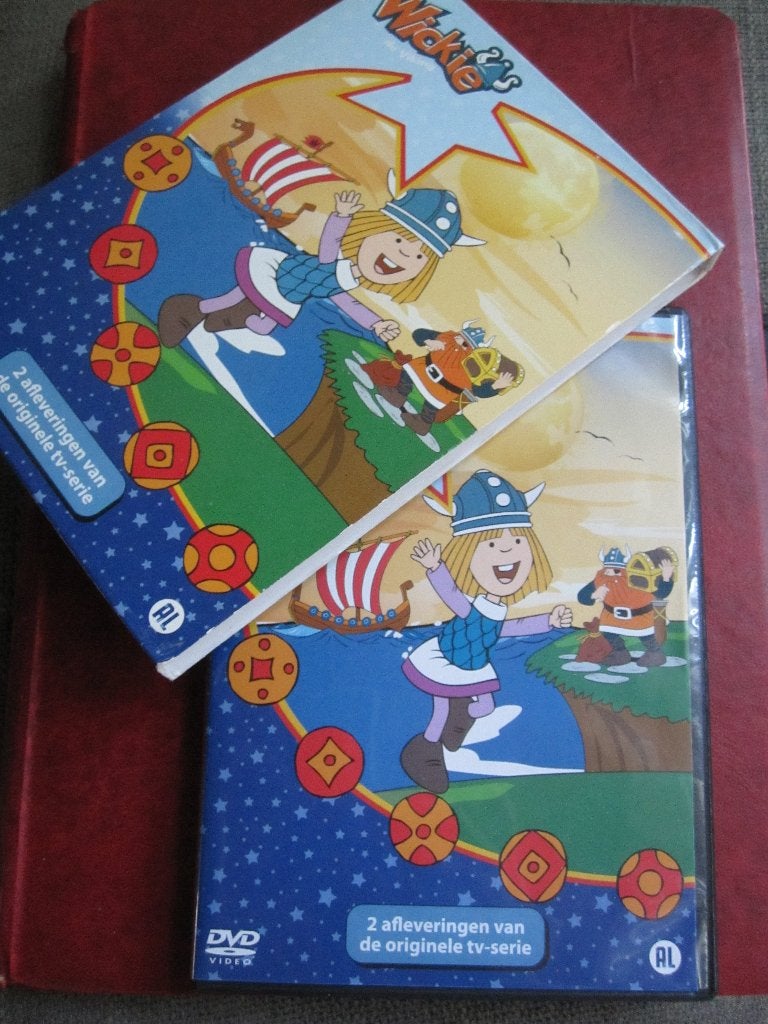Wickie de Viking (1981) in speciale schuifhoes, Cd's en Dvd's, Tekenfilm, Zo goed als nieuw, Inclusief doosje, Alle leeftijden