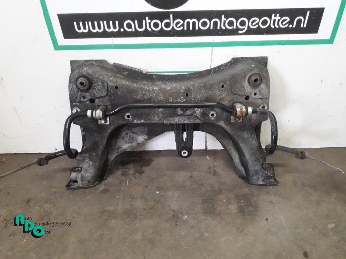 Subframe van een Renault Clio (Clio 3 06-), Gebruikt, -, Renault, -