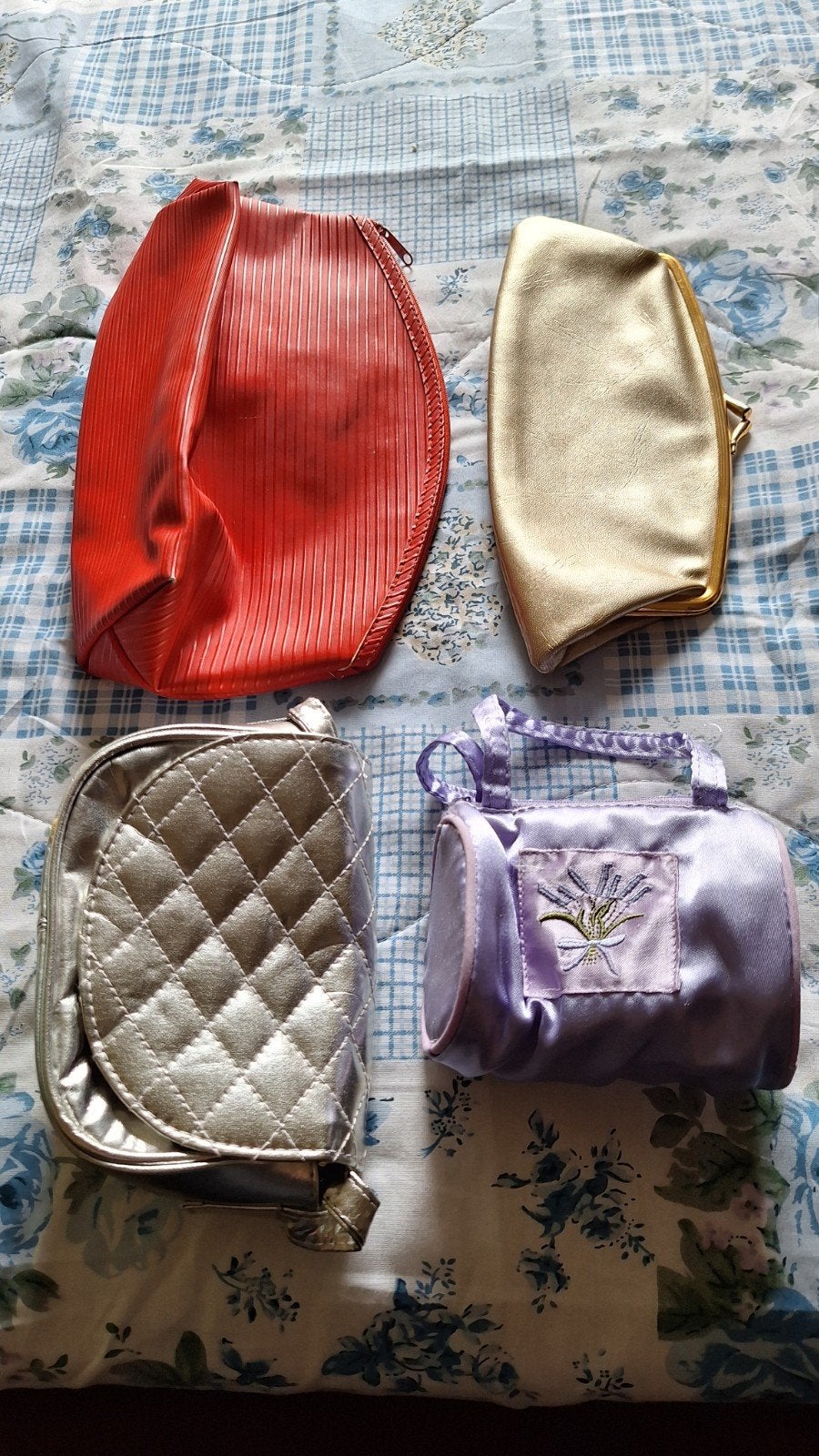 Set van 4 toilettasjes aan 5 euro voor alles., Ophalen of Verzenden, Zo goed als nieuw, Overige kleuren, Dame