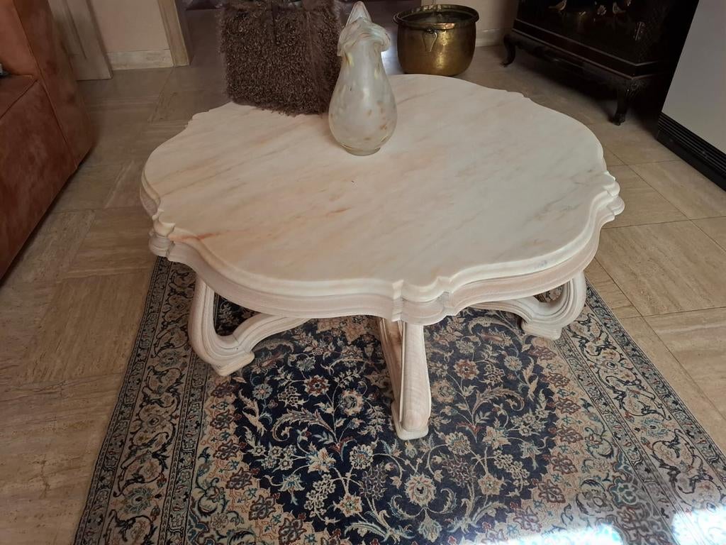 WItte marmeren tafel laag ongeveer 40 50 cm hoog, Enlèvement