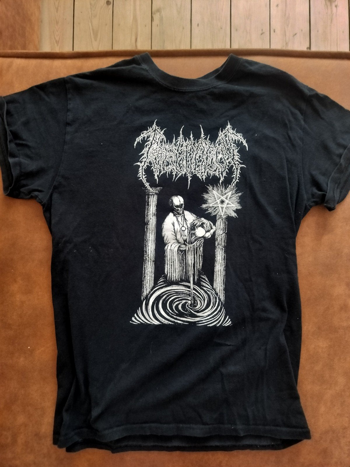 t shirt PSEUDOGOD, Kleding | Dames, T-shirts, Ophalen of Verzenden, Zo goed als nieuw, Maat 36 (S), Zwart