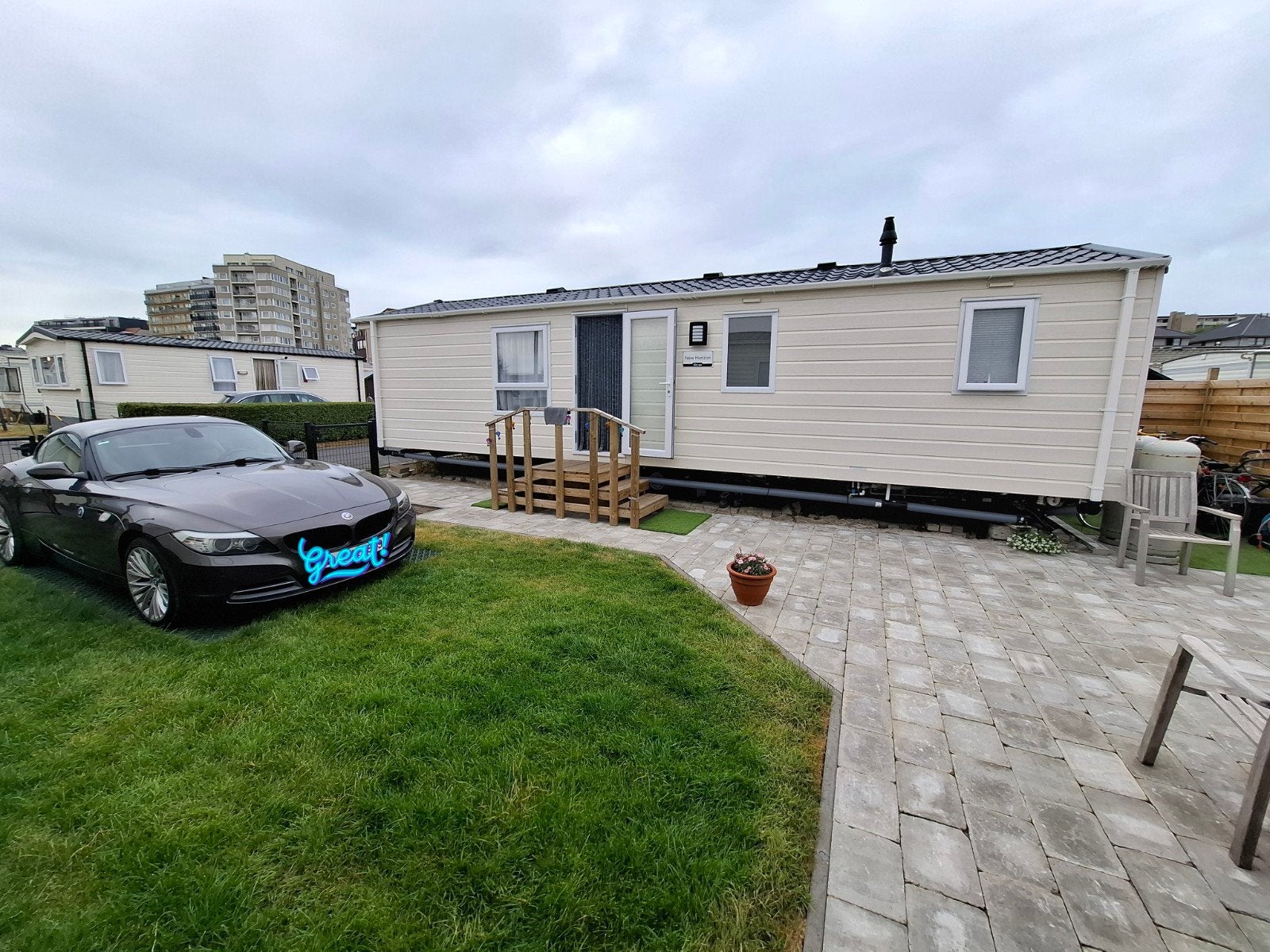 New Horizon, Caravanes & Camping