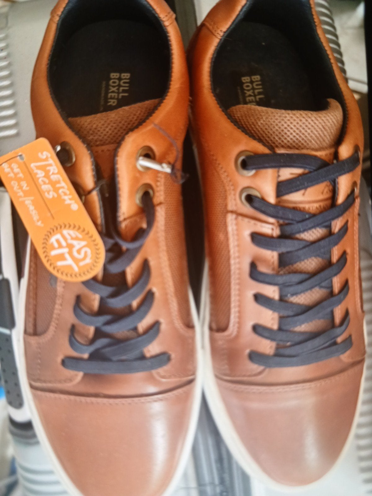 chaussures, Enlèvement