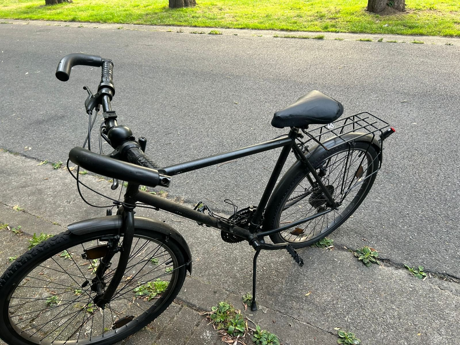 Zwarte herenfiets met versnellingen, 28 inch, Gebruikt, Velgrem, 15 tot 20 versnellingen