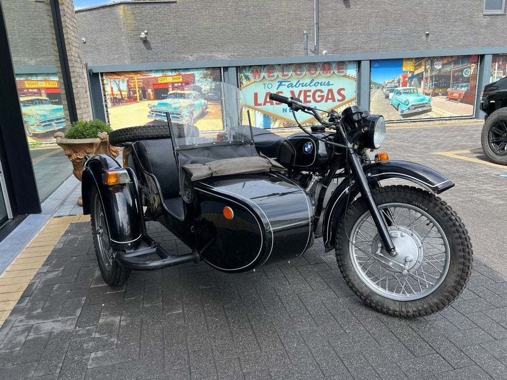 DNEPR side car, Motoren, Toermotor, Handgeschakeld, 650 cc, 12 t/m 35 kW