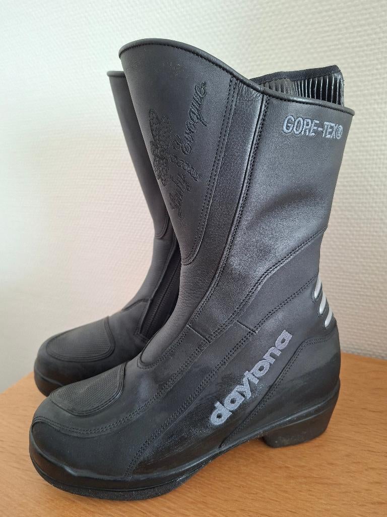 dames motolaarzen Daytona maat 39, Motoren, Kleding | Motorkleding, Ophalen, Dames, Daytona, Laarzen