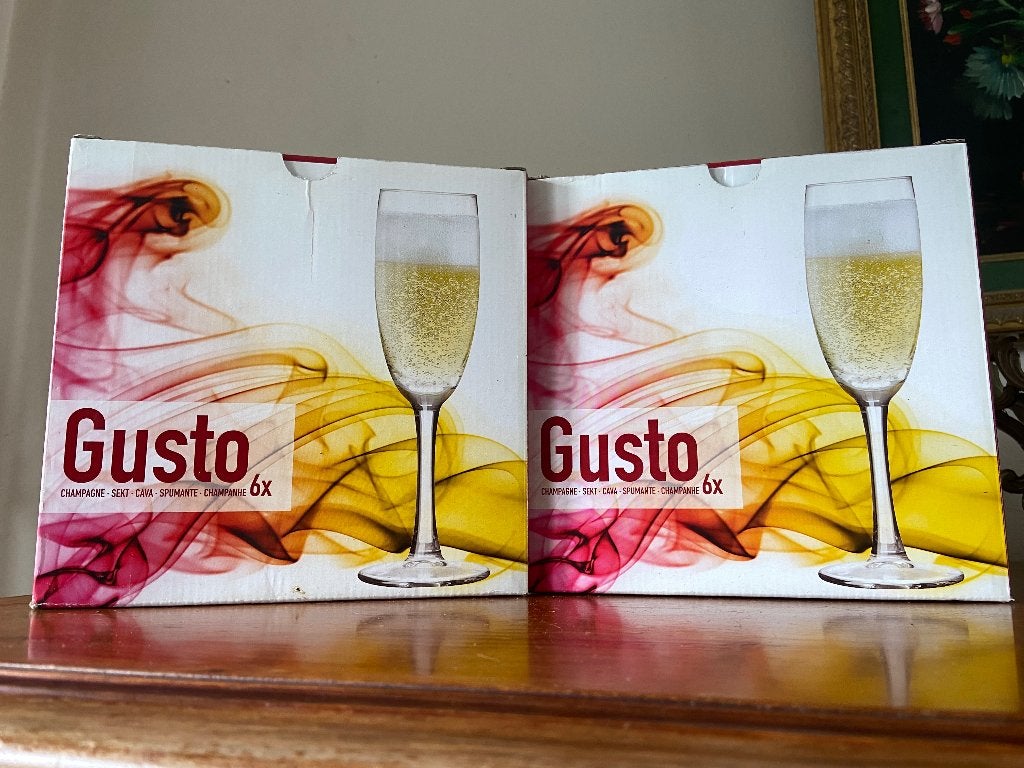 12 flûtes à champagne Gusto neuves – boîtes d’origine, Neuf, Verre ou Verres, Enlèvement ou Envoi, Verre