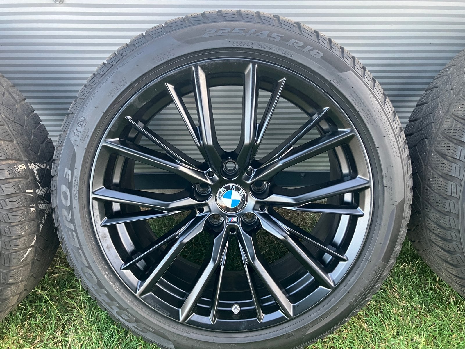 Jantes BMW 430 M Pirelli 225 45 18 + pneus d'hiver, Autos : Pièces & Accessoires, Enlèvement, Pneus hiver, Pneu(s)