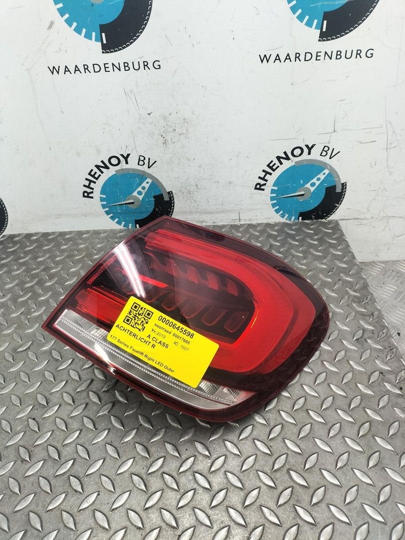 MERCEDES A CLASS W177 A160 Avantgarde  ACHTERLICHT R 1779068, Enlèvement ou Envoi, Utilisé, ARN reconnu