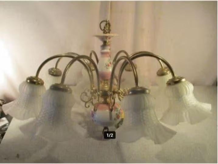 Prachtige Luchter in porselein en glas met 8 lichtpunten, Huis en Inrichting, Lampen | Kroonluchters, Ophalen of Verzenden, Zo goed als nieuw