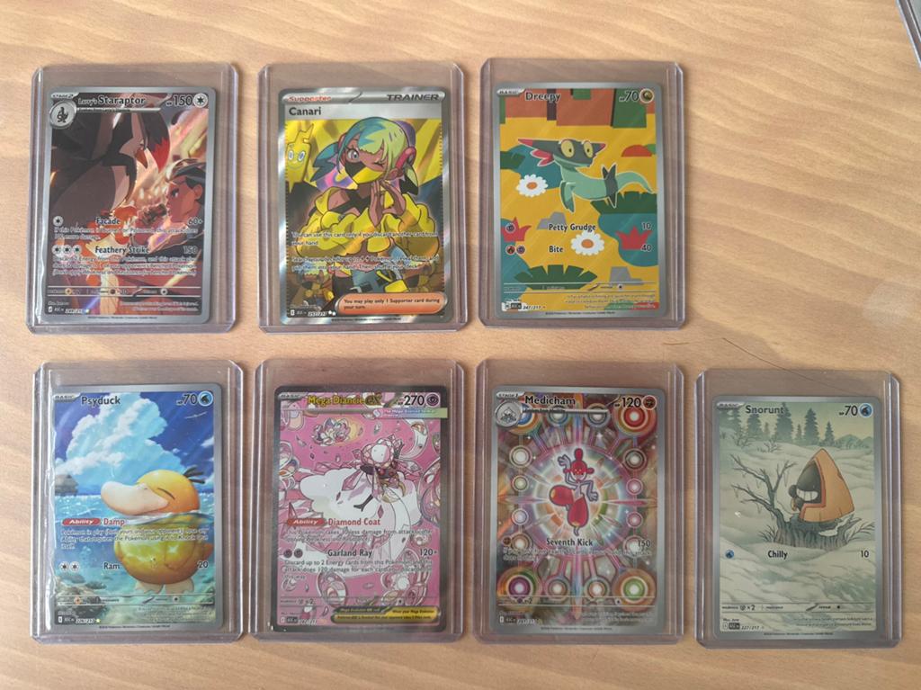 Diverse hits ME Ascended Heroes., Ophalen, Nieuw