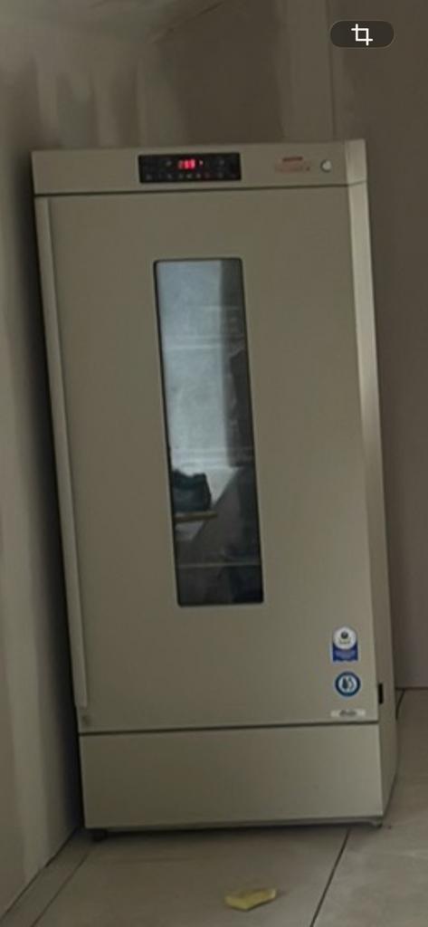 Sanyo incubator voor reptielen eieren., Ophalen, Gebruikt, Broedstoof of Broedmachine