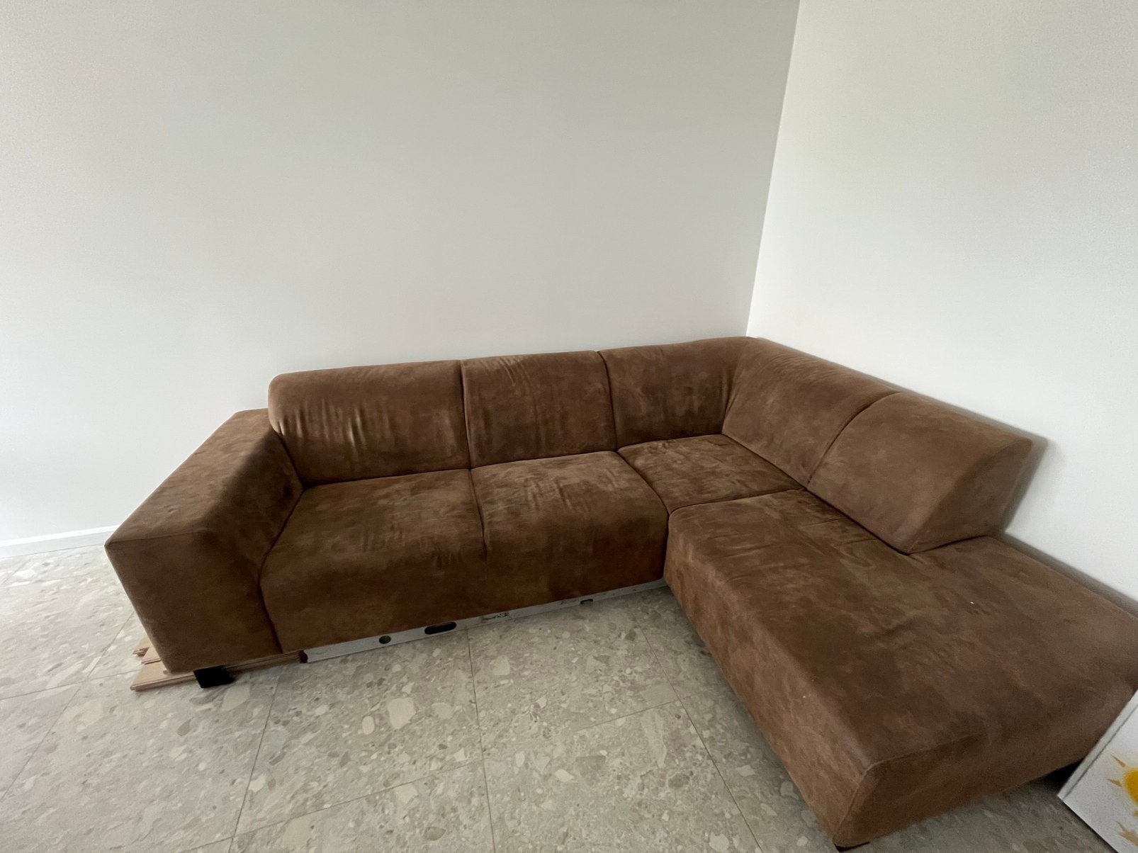 Divan 250cm a donner, Enlèvement