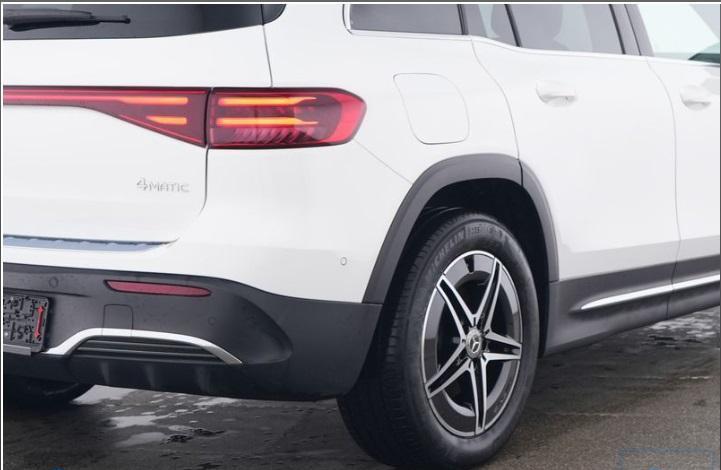 Mercedes-Benz EQB-Klasse 300 4MATIC AMG Line | Dodehoekassis, Automaat, Stof, Gebruikt, 5 zetels