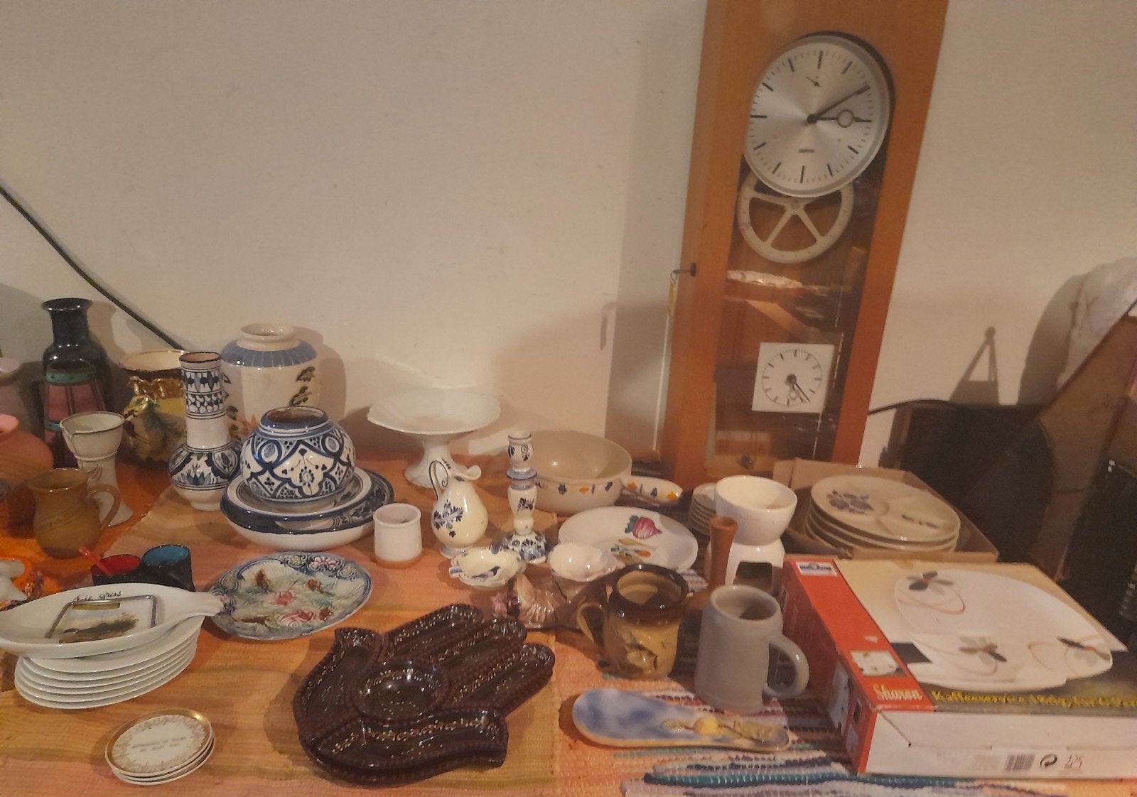 Gros lots antiquités verre crystal lampes  horloges plus de, Antiquités & Art, Enlèvement