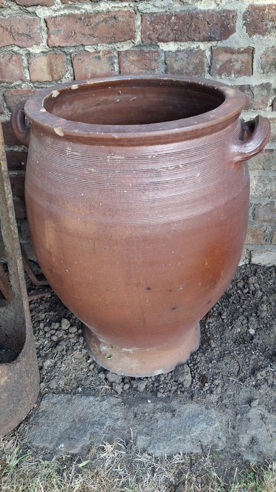 très grand pot avec oreilles. jardinière, Enlèvement