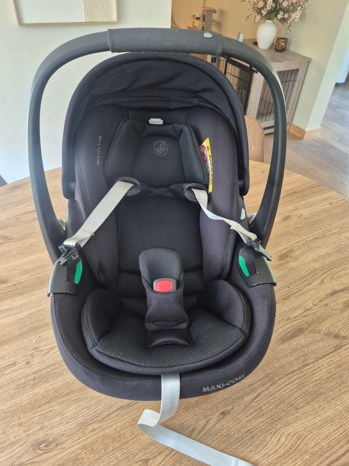 maxi cosi pebble en family fix 360 base, Enfants & Bébés, Enlèvement