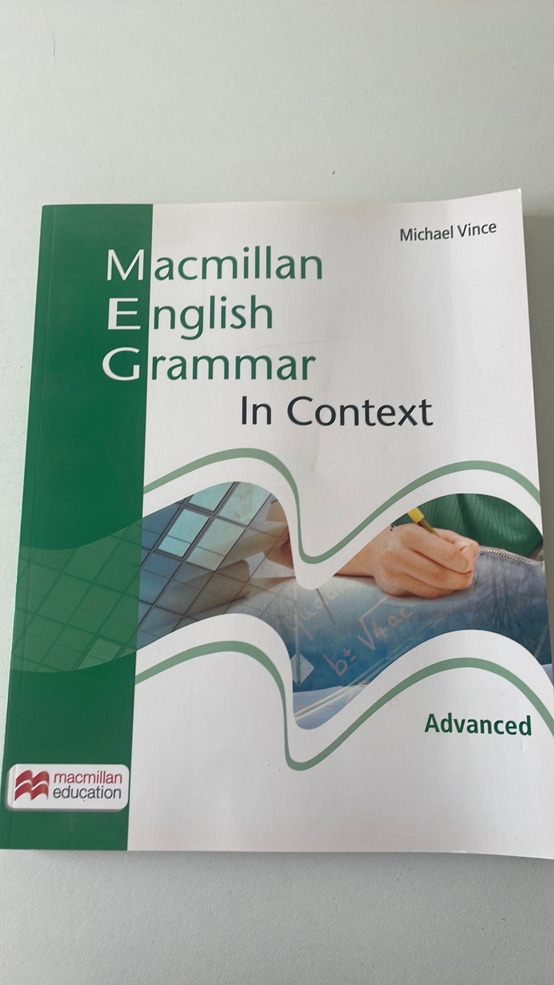Macmillan handelswetenschappen engels, Boeken, Ophalen of Verzenden, Zo goed als nieuw