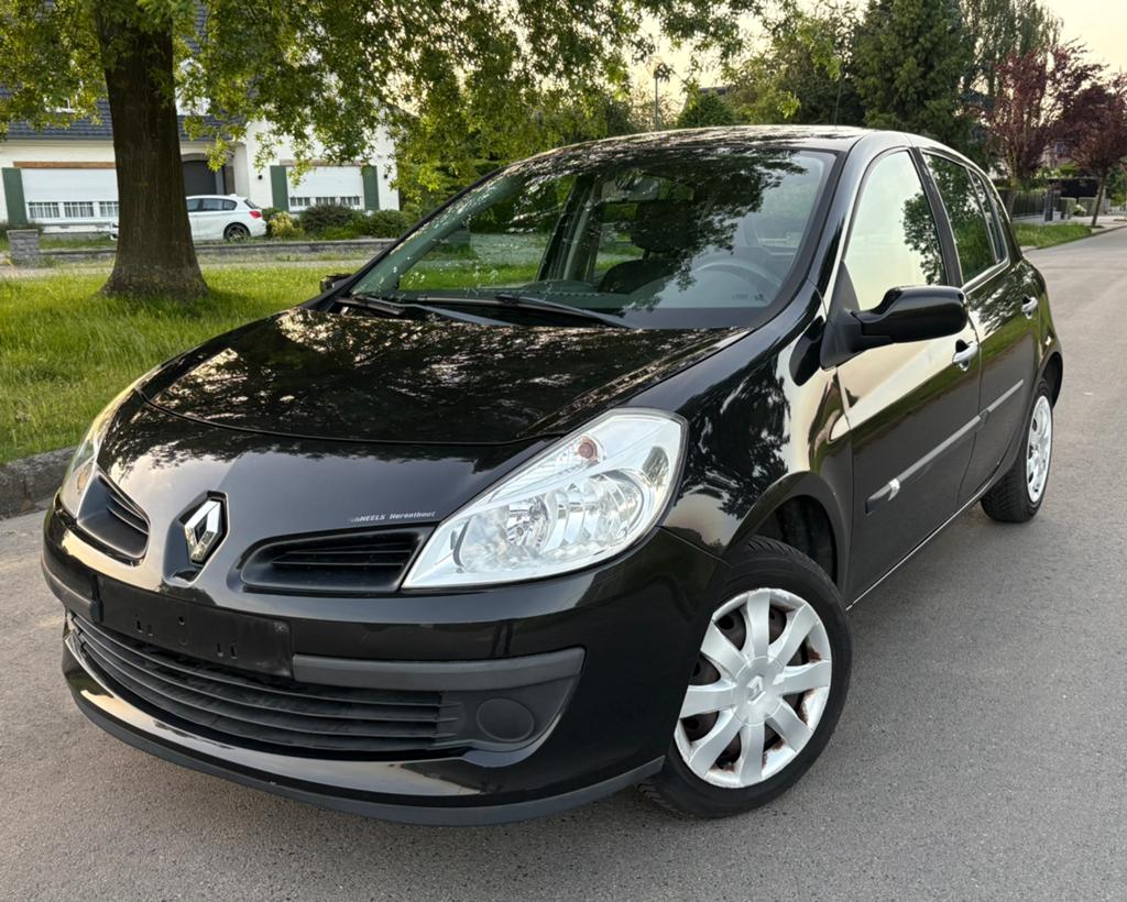 Renault Clio 1.2i (75cv) 134.000 KM ANNÉE 2009, 139 g/km, Entreprise, Boîte manuelle, Entretenue par le concessionnaire