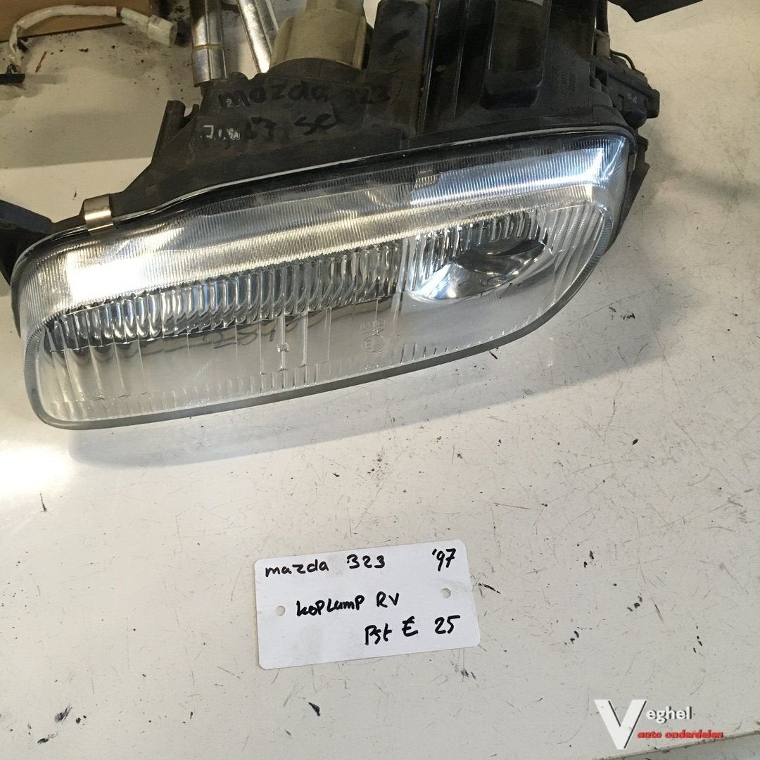 Mazda 323 1997 Koplamp Rechts, -, Utilisé, -, -