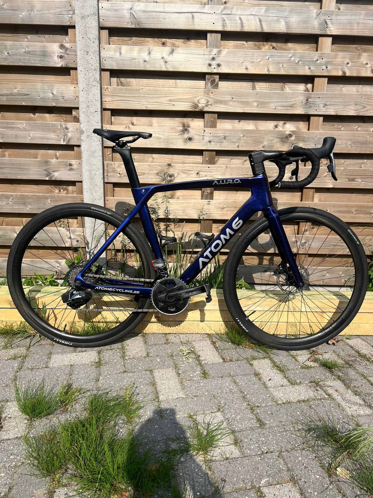 Maniakaal Onderhouden ATOM 6 a.u.r.o., inc. Powerm. 12S AXS, Ophalen of Verzenden, Zo goed als nieuw, Carbon