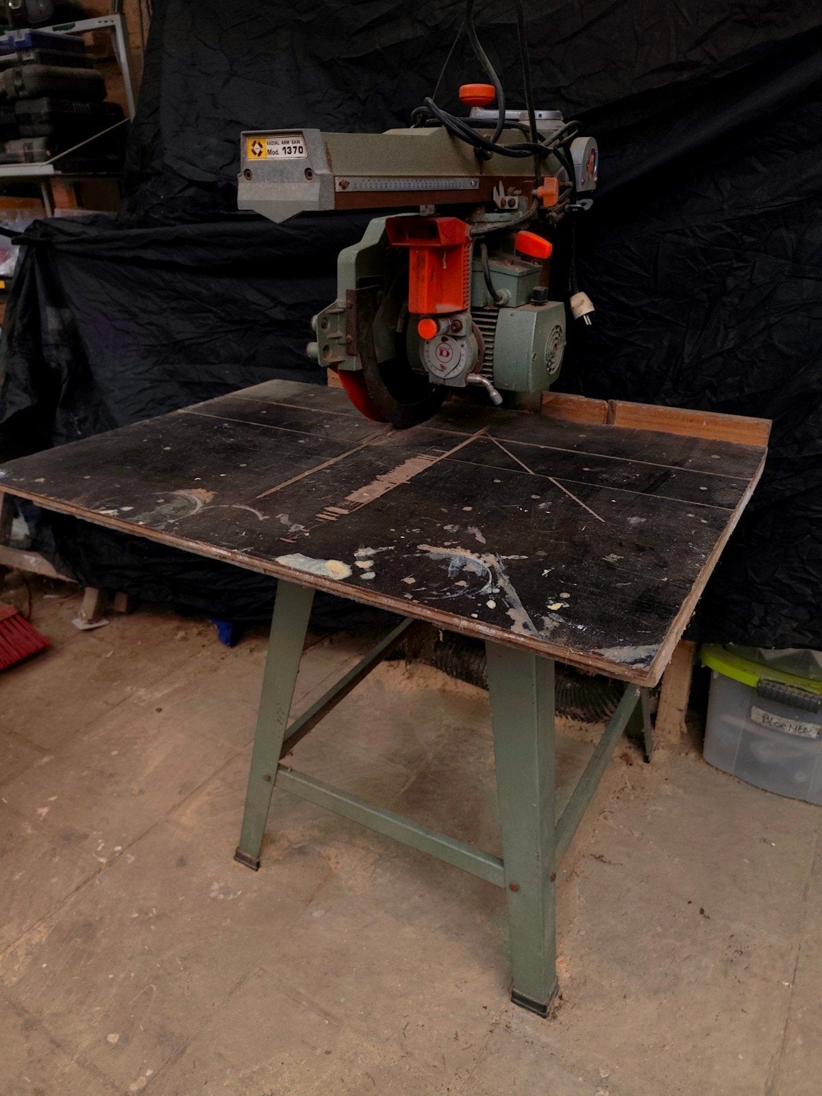 de Walt zaagtafel radiaalzaag met onderstel, Ophalen, Dewalt