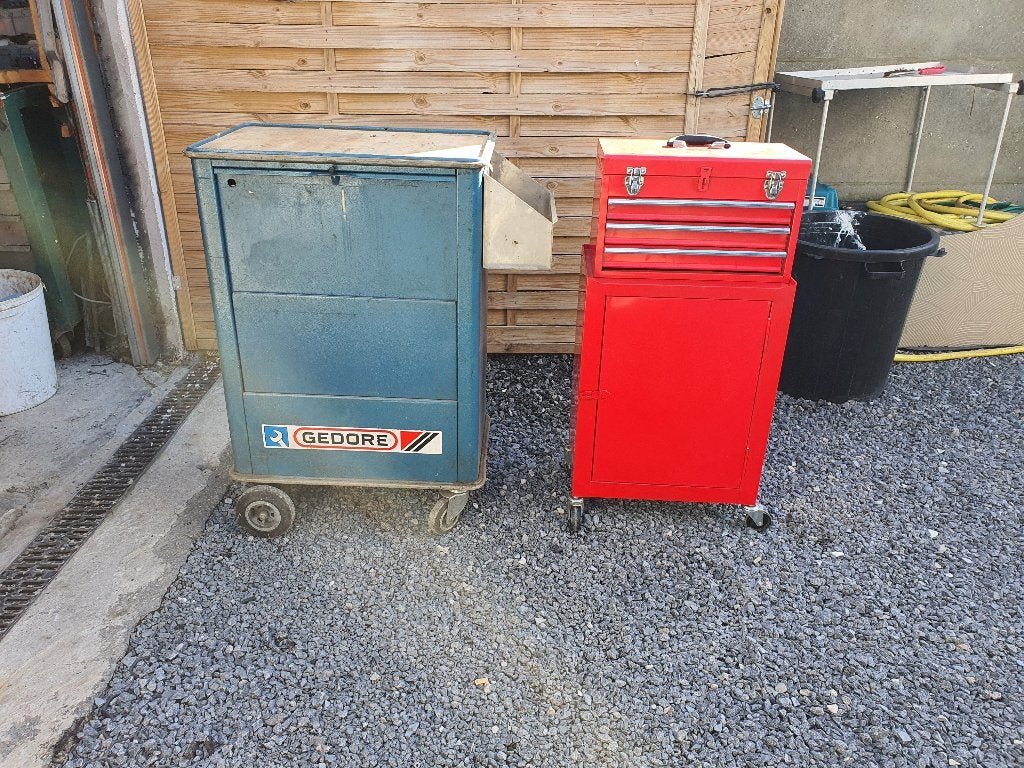 2 x chariot à outils, Autos : Divers, Enlèvement, Neuf