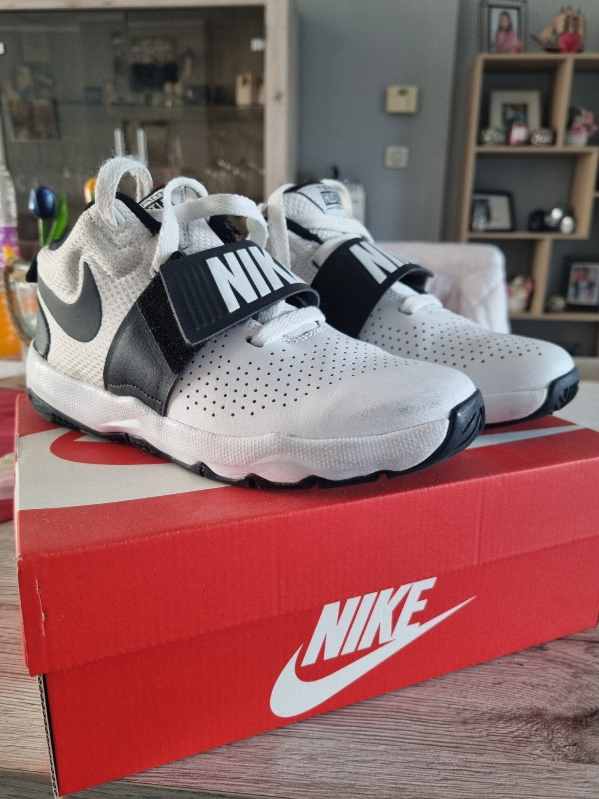 nike kinderschoenen, Sports & Fitness, Enlèvement ou Envoi, Comme neuf, Chaussures